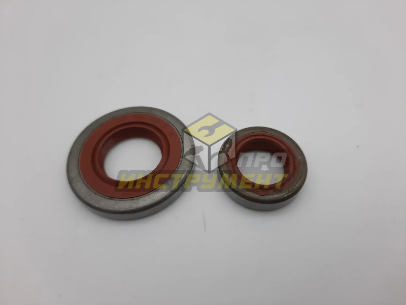 Сальник подходит для бп Штиль 240, 260, 360, комплект (12*20*5, 15*29,6*4) (аналог)